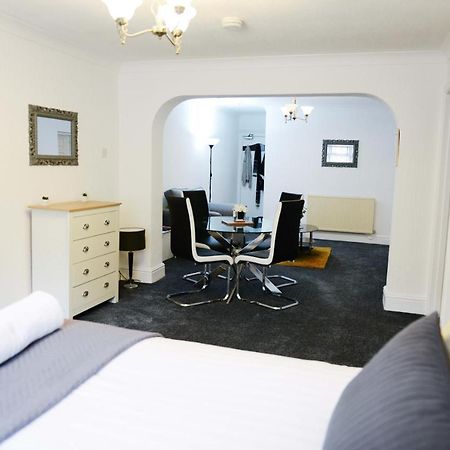 בלקפול Bridle Lodge Apartments מראה חיצוני תמונה