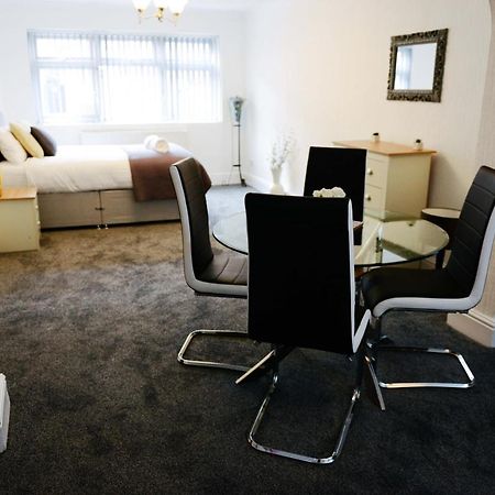 בלקפול Bridle Lodge Apartments מראה חיצוני תמונה