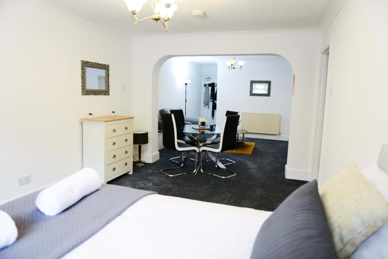 בלקפול Bridle Lodge Apartments מראה חיצוני תמונה