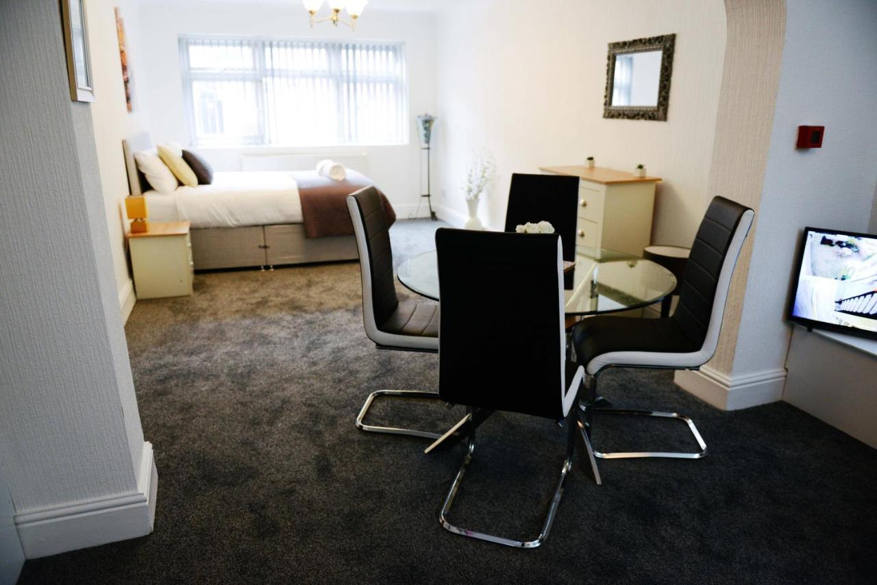 בלקפול Bridle Lodge Apartments מראה חיצוני תמונה