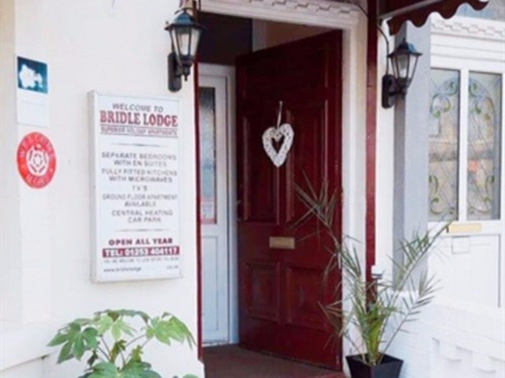 בלקפול Bridle Lodge Apartments מראה חיצוני תמונה