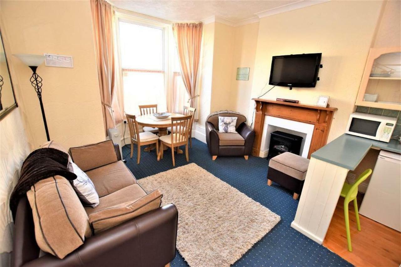 בלקפול Bridle Lodge Apartments מראה חיצוני תמונה