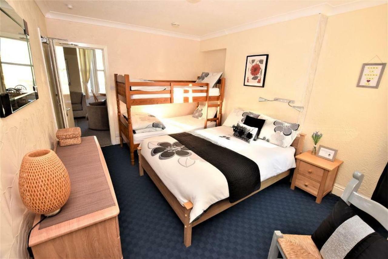 בלקפול Bridle Lodge Apartments מראה חיצוני תמונה