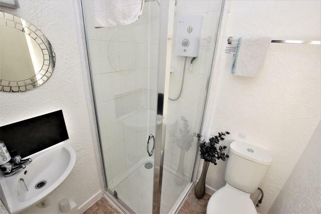 בלקפול Bridle Lodge Apartments מראה חיצוני תמונה