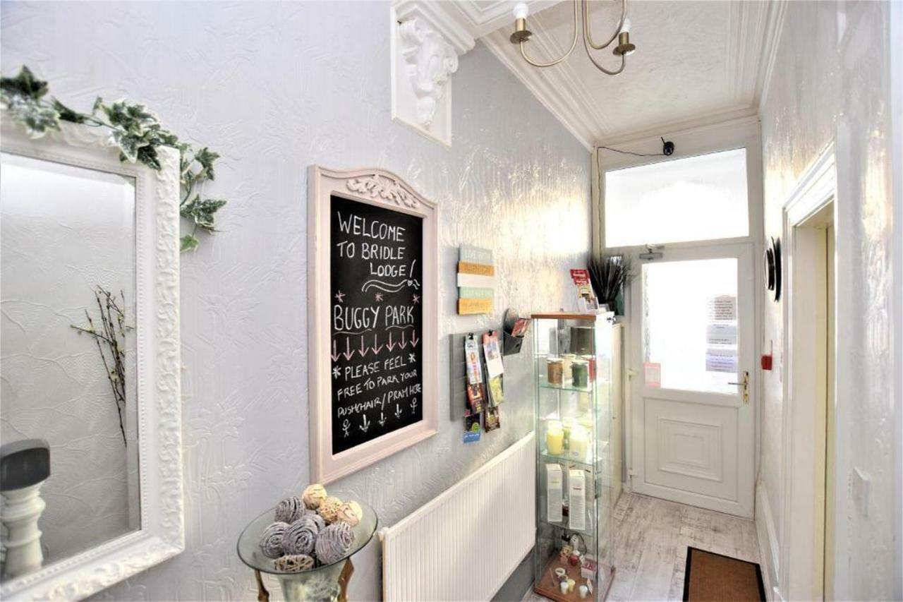 בלקפול Bridle Lodge Apartments מראה חיצוני תמונה
